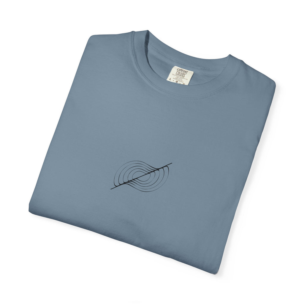 Minimalist Chest Graphic T-Shirt — Cool Simplistic Center Design