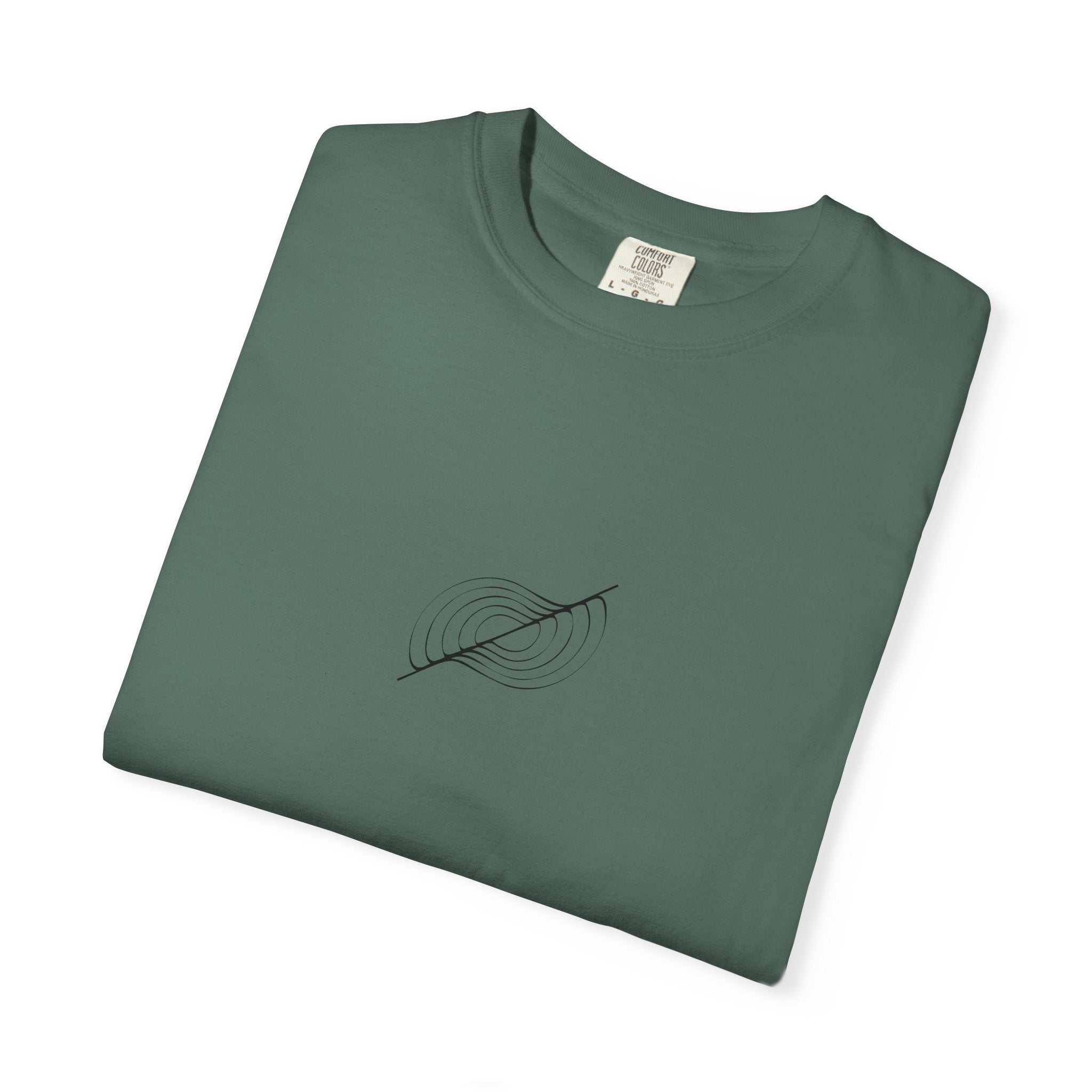 Minimalist Chest Graphic T-Shirt — Cool Simplistic Center Design