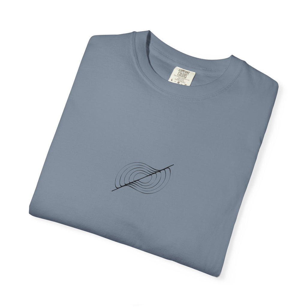 Minimalist Chest Graphic T-Shirt — Cool Simplistic Center Design